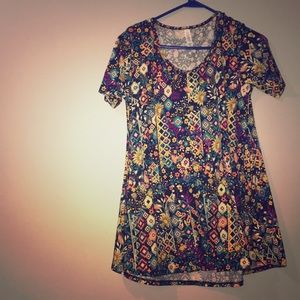 Long lularoe shirt🔹